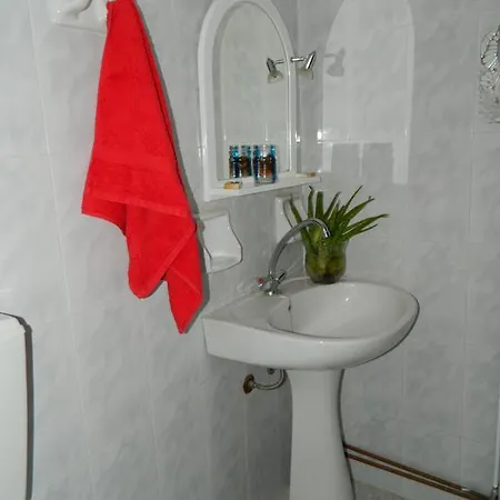 Halases Apartment Alikampos